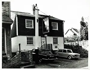 Charrington: Photograph of William IV PH, Redhill, Surrey