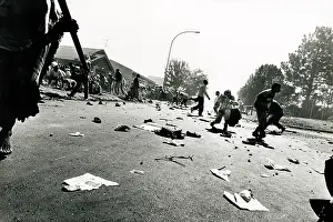 Protea: Photographers under fire... Kevin Carter (striped