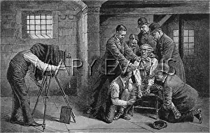 Rogues: PHOTOGRAPHING SUSPECT