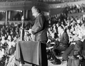 Favor: The physicist and Nobel laureate Albert Einstein holds
