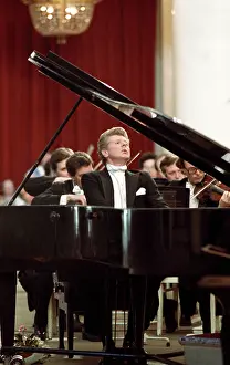 Philharmonic: Pianist Van Cliburn, 1989