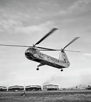 Piasecki: Piasecki YH-16A Transporter hovering above the ground