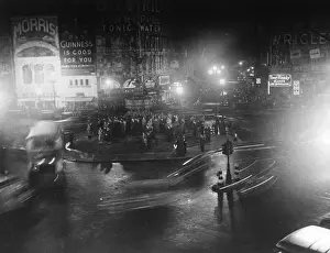 Guiness: Picadilly Circus, 1939