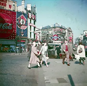 Bustle: PICCADILLY 1950S