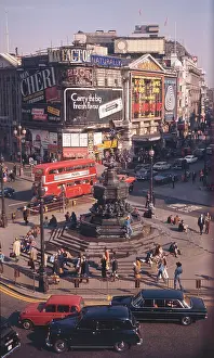 Bill Coward: PICCADILLY CIRCUS 1974