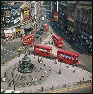 Bill Coward: PICCADILLY CIRCUS