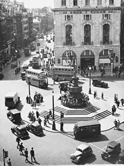 Piccadilly: Piccadilly Circus