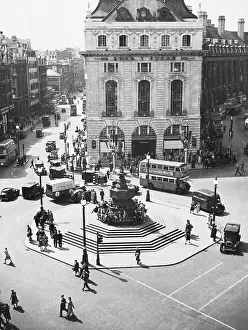 Piccadilly: Piccadilly Circus