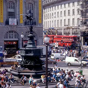 Siting: Piccadilly Circus, London
