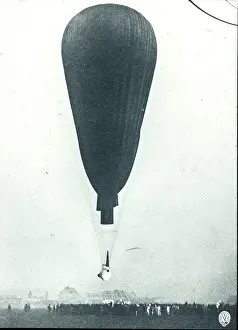Ballooning: Piccard ready for the ascent 1931-1932