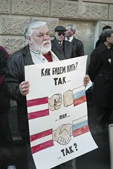 Authorities: Picket at Latvia Embassy in Moscow