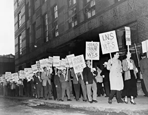 Scripps: Picket line of the Newspaper Guild of New York