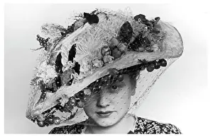 Profusion: PICTURE HAT