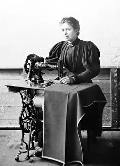 Numbering: Piece numbering in a woollen mill in Bradford