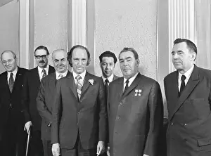 Welcomes: Pierre Trudeau on visit to Canada, 1971