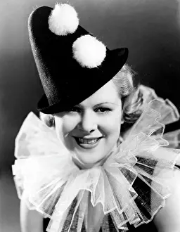 Pierrette: PIERROT HAT