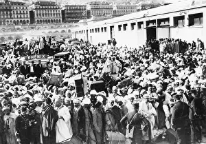 Mecca: Pilgrims in Algiers, 1932