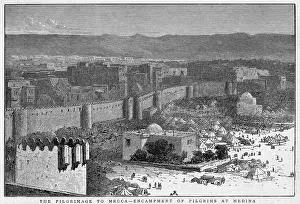 Mecca: PILGRIMS AT MEDINA