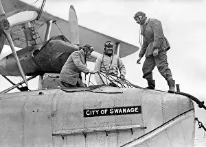 Calcutta: Pilot training, 1935