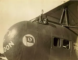 Vimy: Pilot in Vickers Vimy Commercial G-EASI