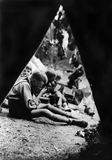 Pimpfe: Pimpfe at the meal in the camp, 1934