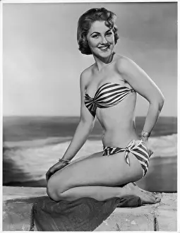 Woof: PIN-UP IN STRIPES