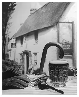 Foaming: PIPE, PINT OF BEER, CANE