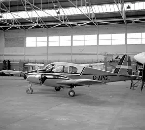 Eastleigh: Piper Apache G-APCL