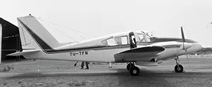 Abidjan: Piper PA-23 Aztec TU-TFJ