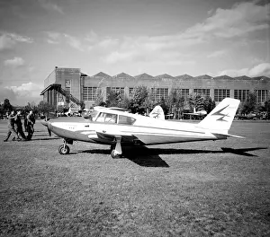 Comanche: Piper PA-24 Comanche EI-AKW
