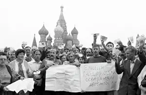 Siberia: Piquet. Moscow's Red Square, 1992