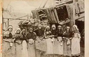 Wednesbury: Pit Bank Women - 1904