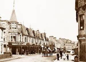 Pitlochry: Pitlochry Main Street