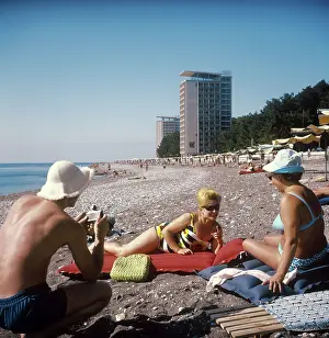 Makers: Pitsunda, 1971