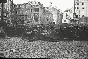Plazas: Place of destruction Am Hof