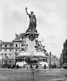 Morice: Place de la Republique in Paris