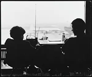 Spotting: PLANE SPOTTERS