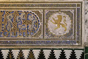 Doncellas: Plasterwork and tiles, Courtyard of the Maidens