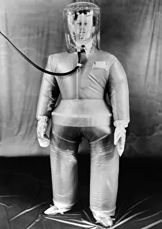 Csu 2012 12: Plastic protective outfit filled with compressed ?