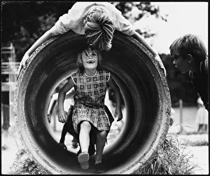 Gappy: PLAYGROUND TUNNEL
