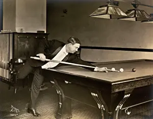 Morningstar: Playing billiards