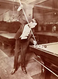 Billiardist: Playing billiards