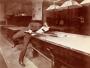 Billiardist: Playing billiards