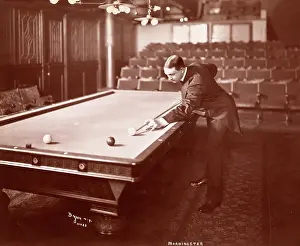 Billiard: Playing billiards