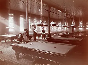 Billiard: Playing billiards