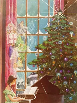 Ghostly: Playing Christmas Piano Tune