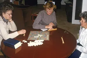 Literate: PLAYING SCRABBLE 1970S