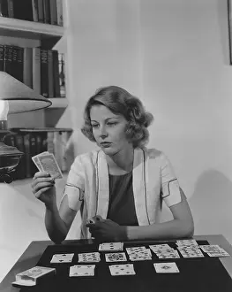 Deciding: Playing solitaire
