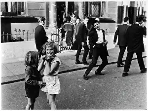 Teds: PLAYING IN THE STREETS