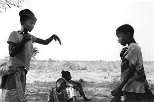 Bushmanland: Playing a traditional game, Il Agri = an, Bushmen Land